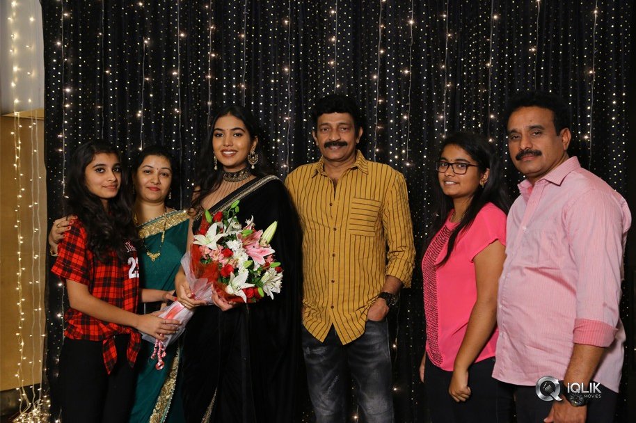 Jeevitha-Rajasekhar-Daughter-Shivatmika-Birthday-Consecrations